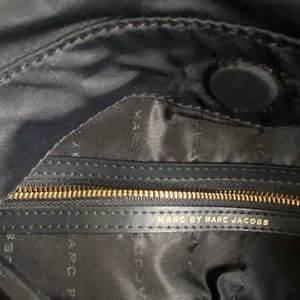 Marc Jacobs black bag can be hobo or cross body